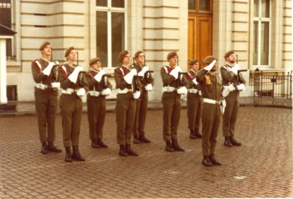 Wacht Koninklijk paleis Brussel Dec 1977-2